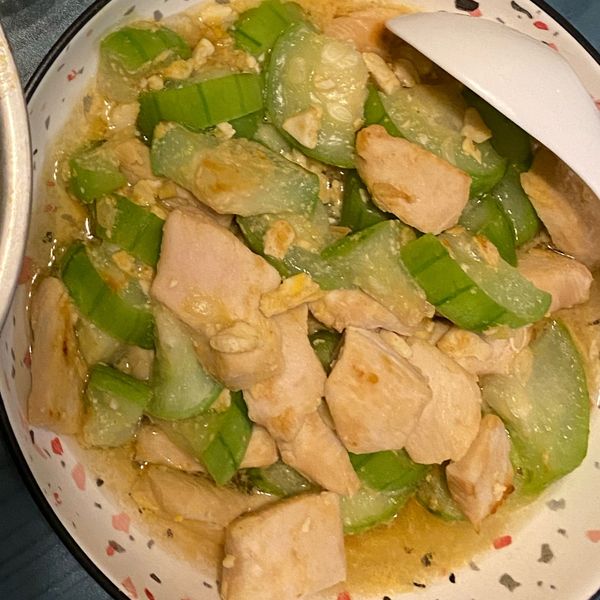 十分鐘出好菜：金沙絲瓜/鹹蛋炒絲瓜：Cheng Efun 一起做