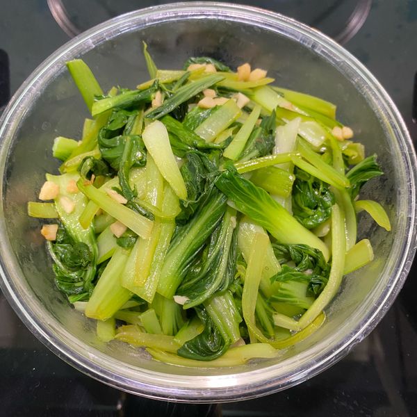 超甜的蒜末清炒青江菜：♥咘布♡ 一起做