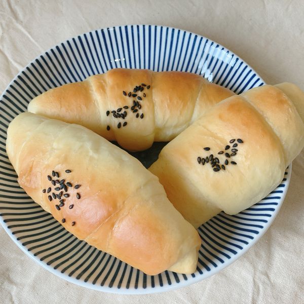 「好乖的小胖子」日式鹹香乳酪餐包卷：廖晏貞 一起做