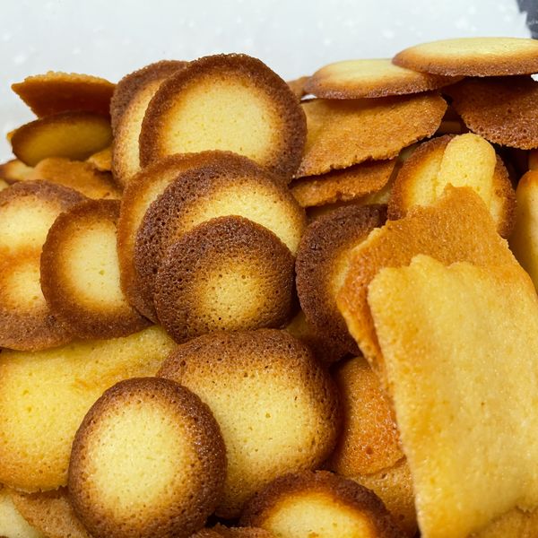 白色戀人餅乾無夾心 : 迴紋針一起做