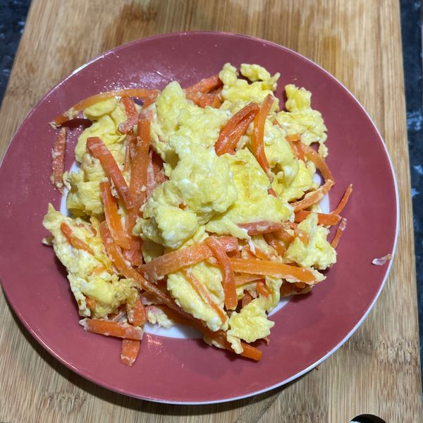 紅蘿蔔炒蛋 : Nina一起做