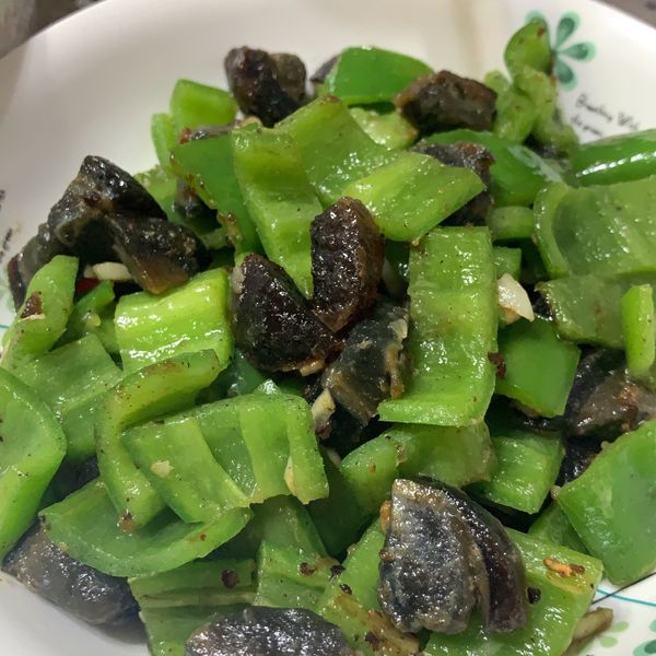 青椒皮蛋：Hana 一起做