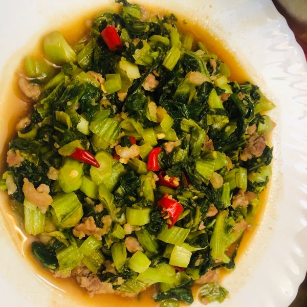 豆乾肉末雪裡紅 : 林夢一家一起做