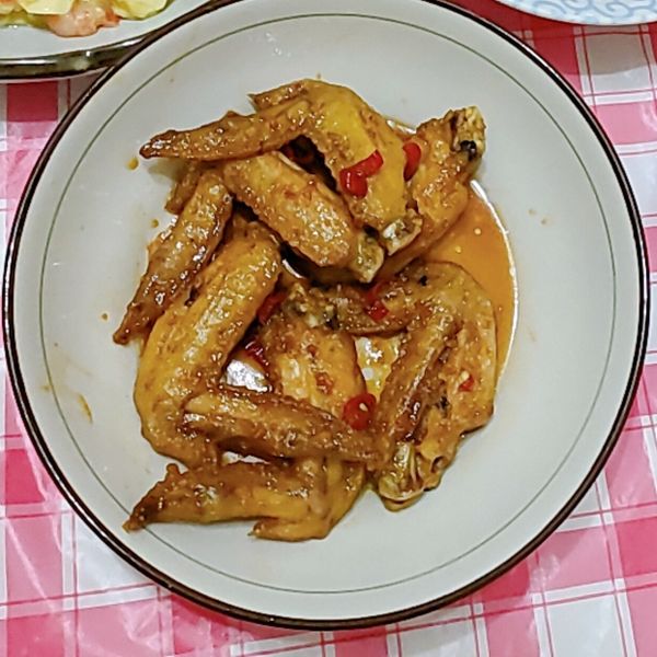 韓式大蒜香炸雞翅：Zheng Clair 一起做