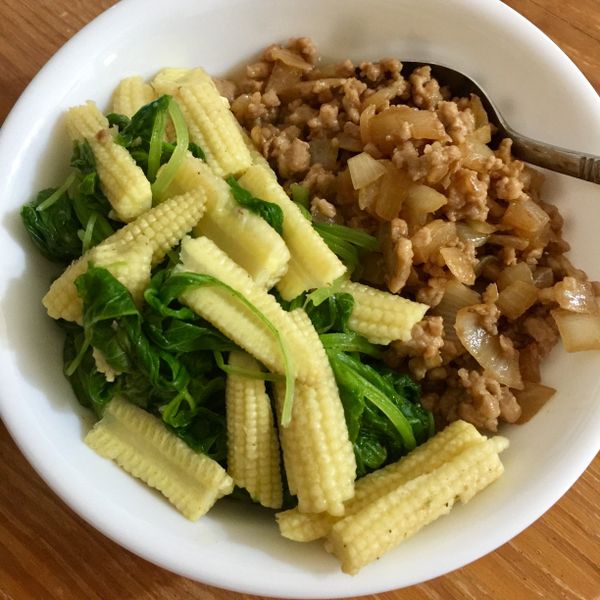 《洋蔥炒肉》 : Alice Kaname一起做