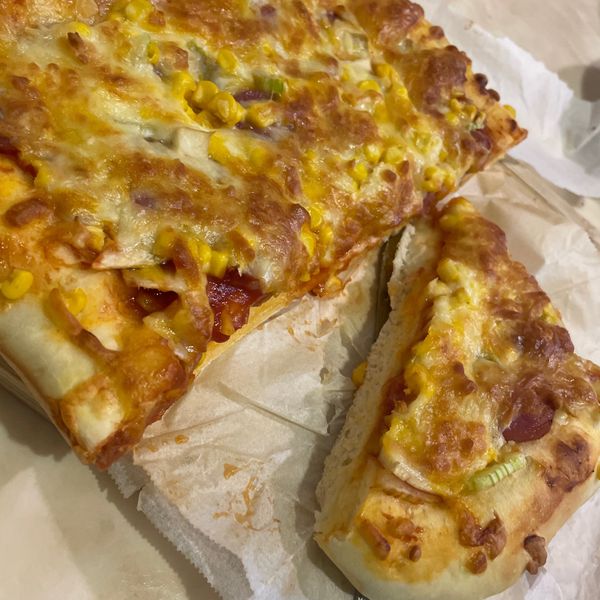 義式臘腸芝心披薩 : Kelly一起做