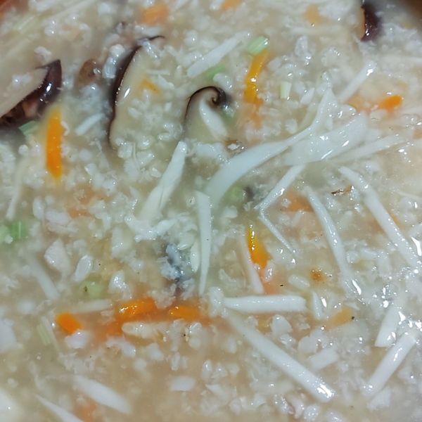 竹筍肉絲鹹粥：芊瑜 一起做