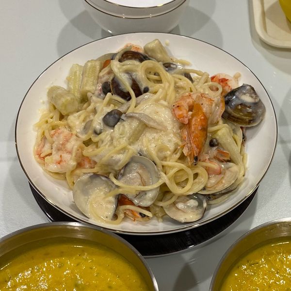 白醬海鮮義大利麵：龔韓韓 一起做