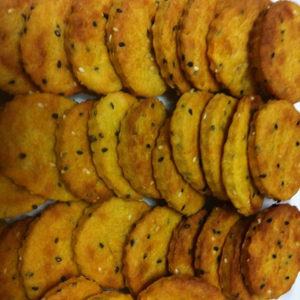 四種材料簡單做 - 地瓜餅乾 : 陳芳美一起做