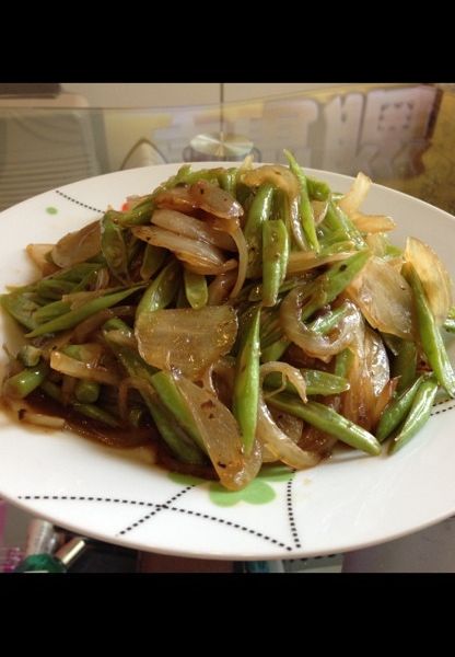 洋蔥甜豆炒草菇~：Sasa Lee 一起做