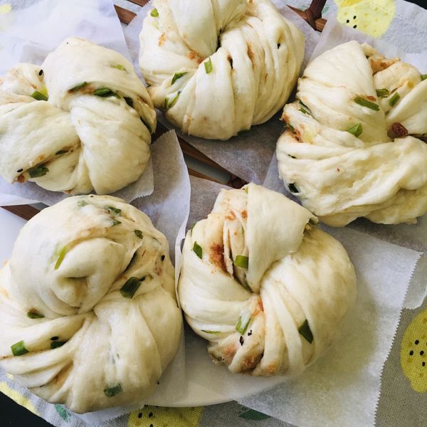 蔥花捲 : 彎一起做