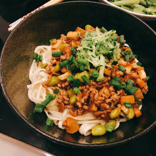 美味炸醬麵😋 : Frannie Liu一起做