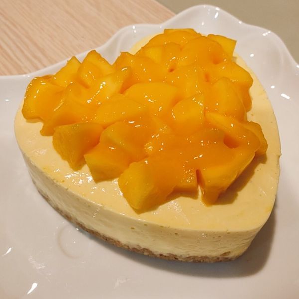 芒果生乳酪蛋糕【影片】無鮮奶油免烤箱 : 何盈玉一起做