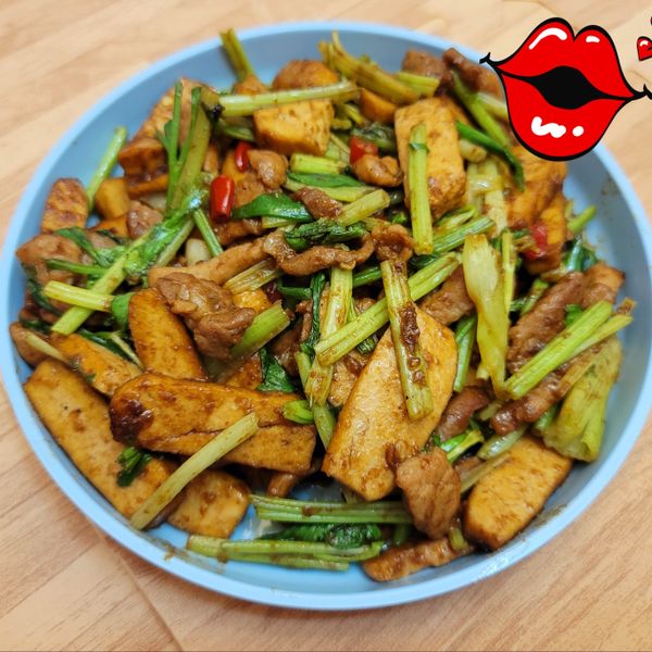 芹菜豆干肉絲小炒 : 麻吉燒一起做