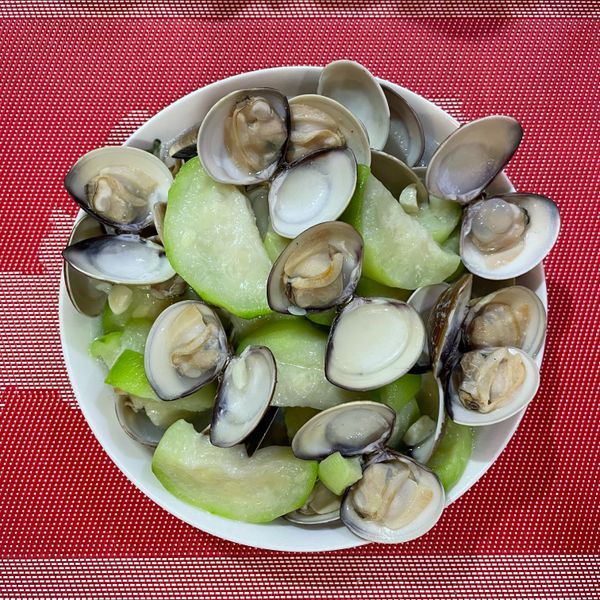 蒜香蛤蜊絲瓜（無油健康料理）(無調味) : May Lo一起做