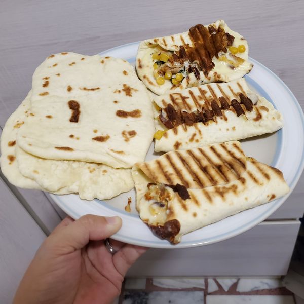 墨西哥捲餅-餅皮 : 芸菲一起做