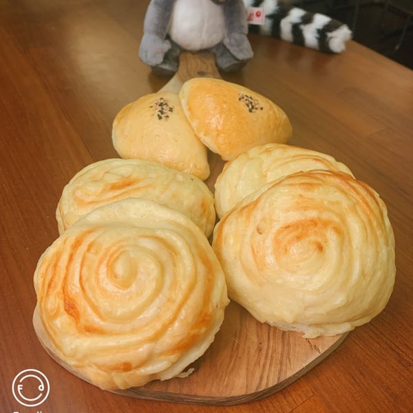 卡士達麵包（麵包機揉麵）：Amanda Lin 一起做