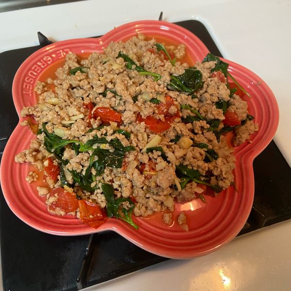 泰式打拋豬 : 疫情逼我煮飯一起做