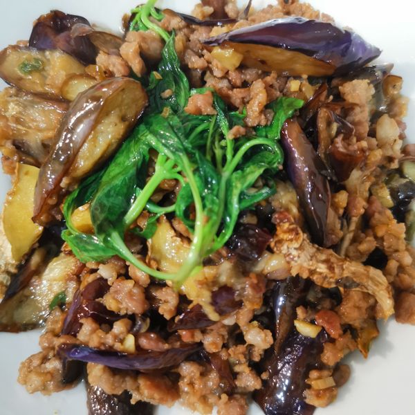下飯的茄子料理-肉末炒茄子：ninia 一起做