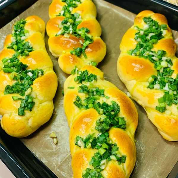 蔥花辮子麵包  蔥花加量不乾扁的秘訣 : 吳小茶一起做