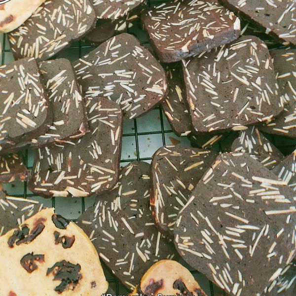手工餅乾 杏仁巧克力 蔓越莓口味 : 陳小柔一起做