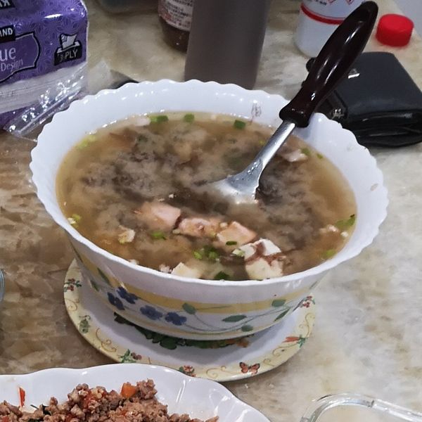 快煮鍋料理｜鮭魚豆腐味噌湯 : 陳詩敏一起做