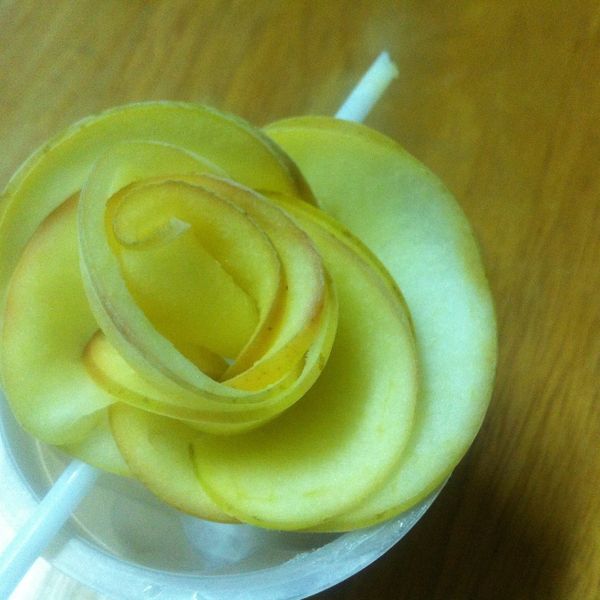 【七夕食譜】玫瑰情人酥捲 : 王小黑一起做