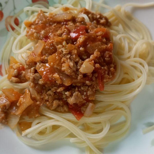 蕃茄肉醬義大利麵：Carol Kuo 一起做