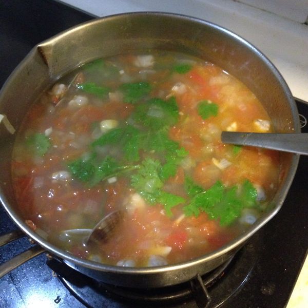 洋蔥番茄蛤蜊湯 ♪♪快手靚湯2♪♪：Chen Hsiang Tzu 一起做