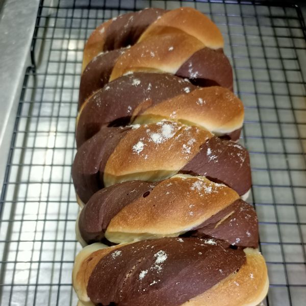 巧克力雙色吐司 : 陳關一起做