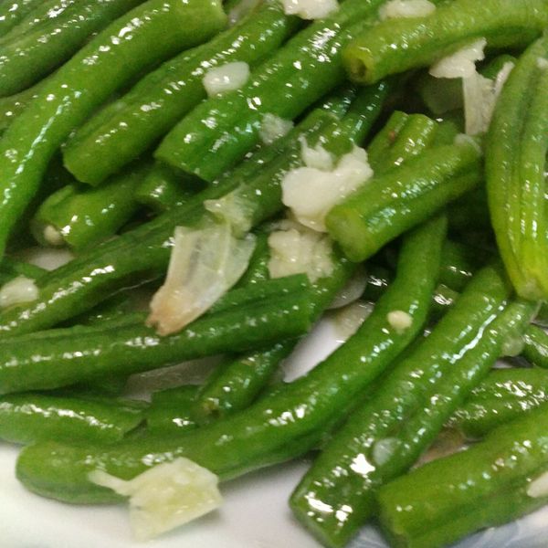 【厚生廚房】蒜炒菜豆：Jen 一起做