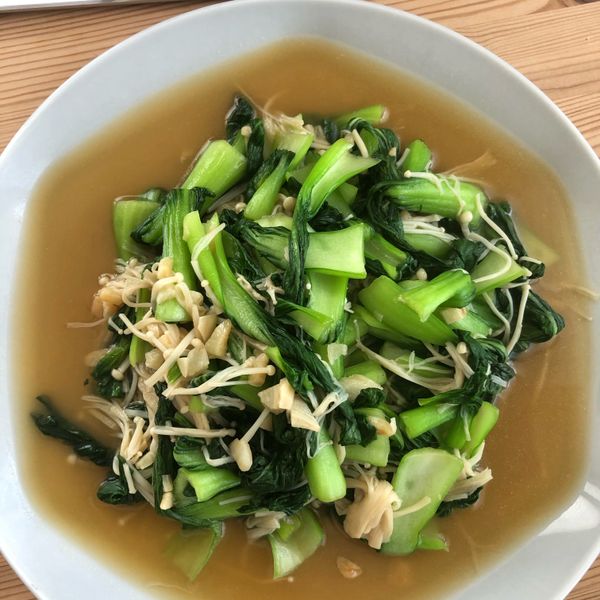 青江菜炒金針菇：JennyTheQueen 一起做