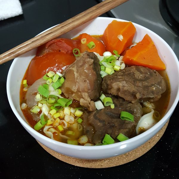 紅燒番茄牛肉麵_電鍋料理 [18食堂] : Yu Tin Feng一起做