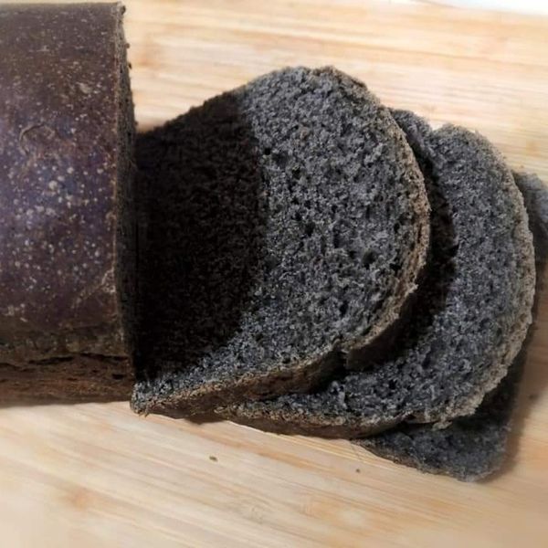 黑芝麻醬吐司(麵包機):Mito Huang 一起做