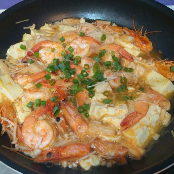 鮮蝦豆腐煲【家樂福廚神大賽】 : 小兔一起做