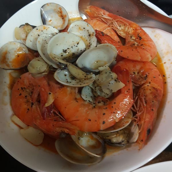 啤酒蝦 : Yu Tin Feng一起做