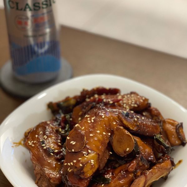 🍺啤酒滷雞翅 好吃到爆炸啊 : 𝓡𝓮𝓷𝓮𝓮 ♥一起做