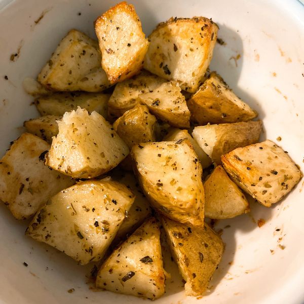 氣炸鍋版烤馬鈴薯塊 : 葉小花一起做