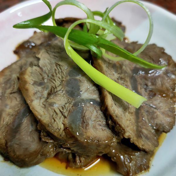 香辣滷牛腱【開胃下酒菜】【年菜常備菜】 : Mimi Wang一起做