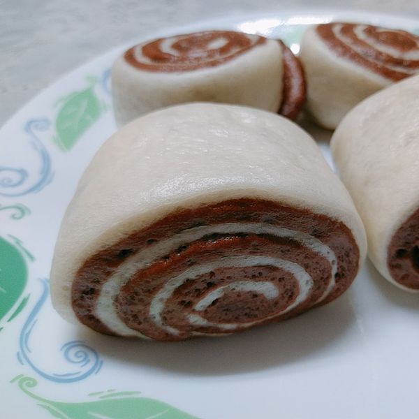 巧克力鮮奶饅頭/可可雙色饅頭 : 蜜桃鴨鴨一起做