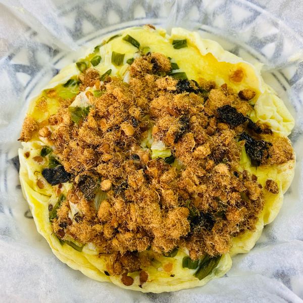 肉鬆蔥花鹹蛋糕~電鍋免烤：麵 一起做