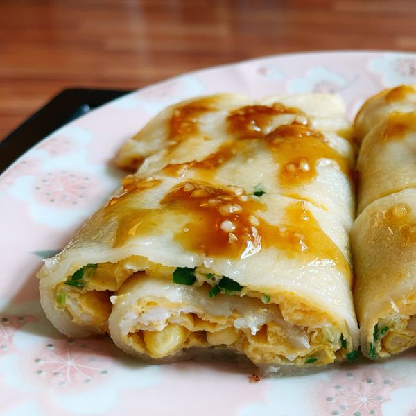 古早味QQ蛋餅 : 內內一起做