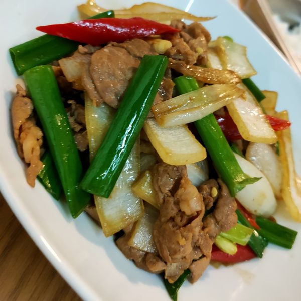 【MaiMai廚房】蔥爆豬肉 : 新手媳婦一起做