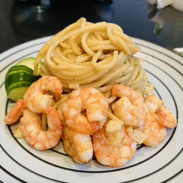 蒜香鮮蝦義大利麵 : Peggy Chen一起做