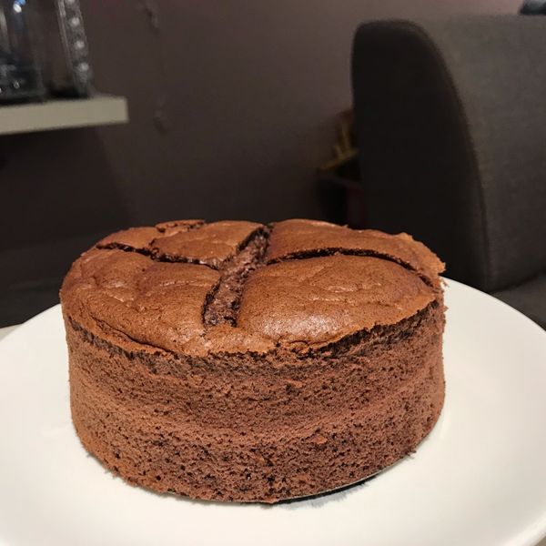 巧克力戚風蛋糕（6吋減糖配方） : 芝麻愛料理一起做