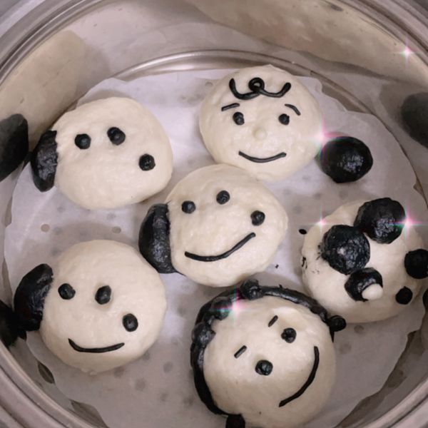 眼睛會笑的史努比snoopy造型饅頭：尹小君 一起做