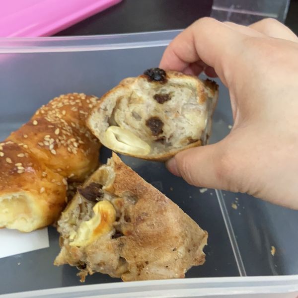 鑄鐵鍋免揉麵包：布丁兒 一起做