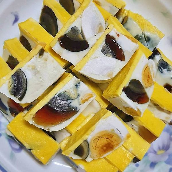 三色蛋 : 陳韋倫一起做