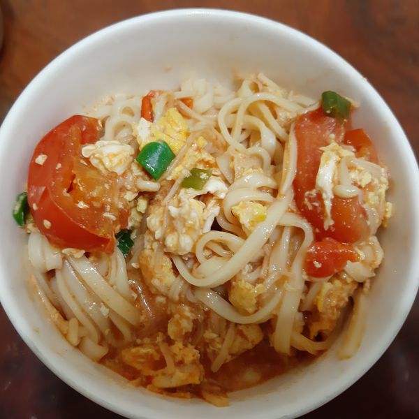 蕃茄雞蛋麵 : Irene Hong一起做