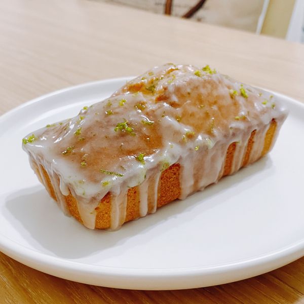 檸檬糖霜磅蛋糕 : Dolly Liu一起做